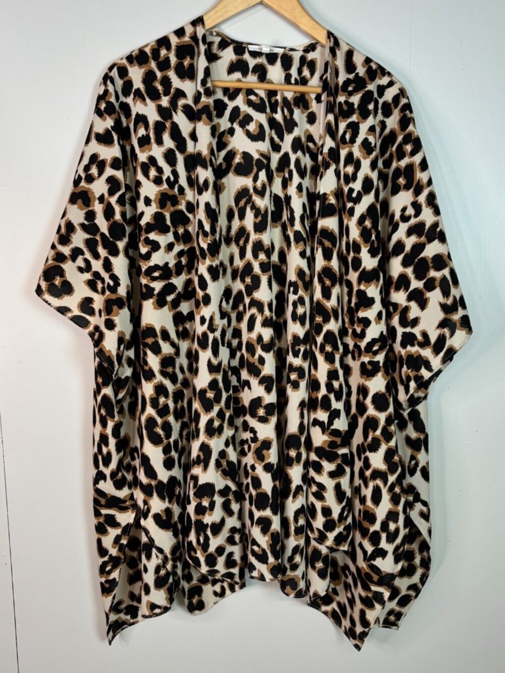 Maurices Kimono One Size Brown Black Leopard Boho Floral Wrap Ruana Shawl‎